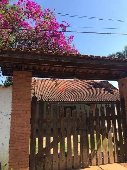 Chácara com 2 quartos à venda, 900m2 em Ibiuna - SP - imagem 6 Foto 6 de Chácara com 2 quartos à venda, 900m2 em Ibiuna - SP