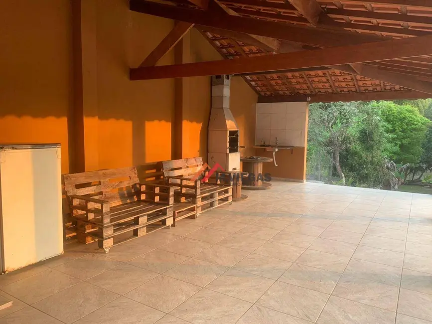 Chácara com 2 quartos à venda, 1182m2 em Ibiuna - SP - imagem 4 Foto 4 de Chácara com 2 quartos à venda, 1182m2 em Ibiuna - SP