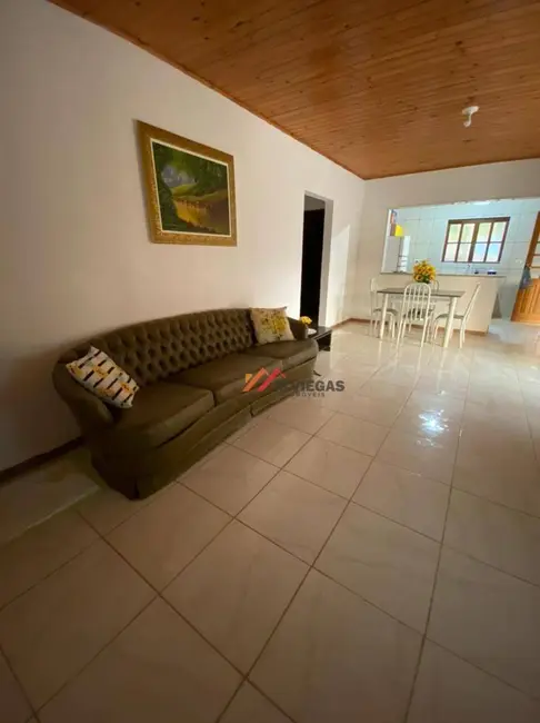 Chácara com 2 quartos à venda, 1182m2 em Ibiuna - SP - imagem 9 Foto 9 de Chácara com 2 quartos à venda, 1182m2 em Ibiuna - SP