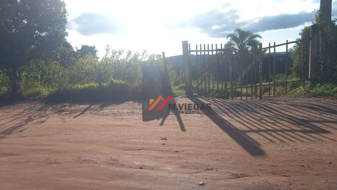 Foto 1 de Terreno / Lote à venda, 1000m2 em Ibiuna - SP