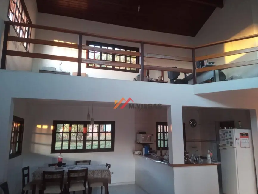 Chácara com 2 quartos à venda, 1750m2 em Ibiuna - SP - imagem 3 Foto 3 de Chácara com 2 quartos à venda, 1750m2 em Ibiuna - SP