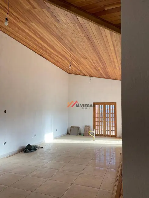 Chácara com 1 quarto à venda, 500m2 em Ibiuna - SP - imagem 5 Foto 5 de Chácara com 1 quarto à venda, 500m2 em Ibiuna - SP