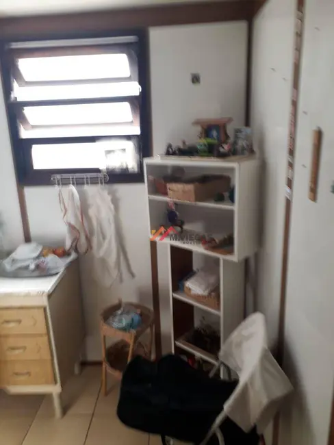 Chácara com 1 quarto à venda, 1002m2 em Ibiuna - SP - imagem 9 Foto 9 de Chácara com 1 quarto à venda, 1002m2 em Ibiuna - SP