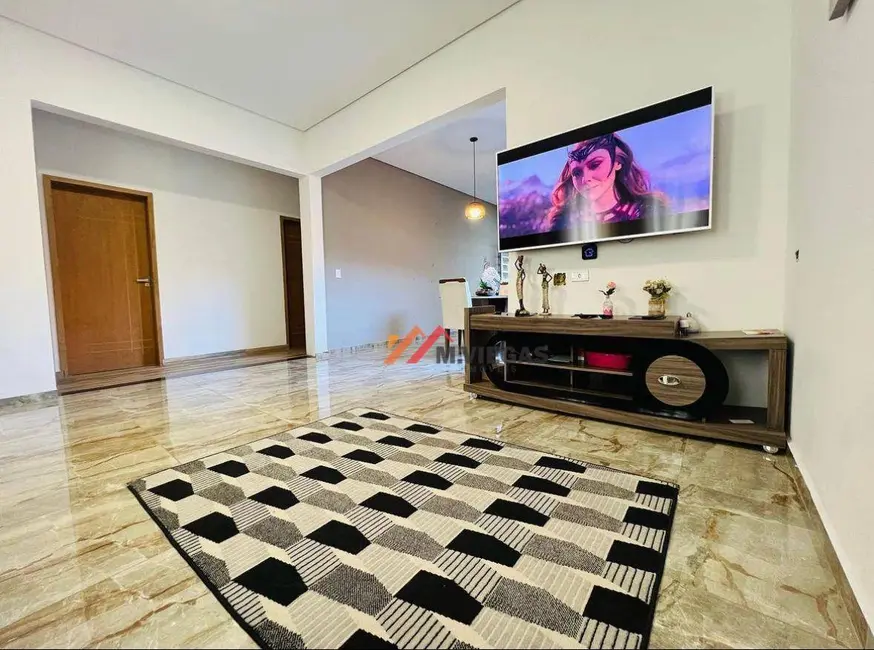 Foto 5 de Casa com 3 quartos à venda, 304m2 em Centro, Ibiuna - SP