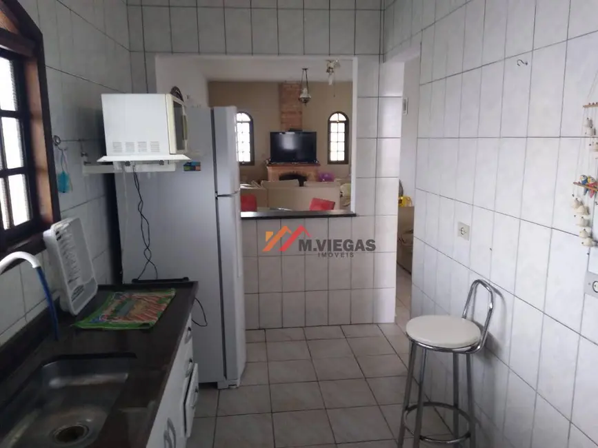 Chácara com 3 quartos à venda e para alugar, 1000m2 em Ibiuna - SP - imagem 6 Foto 6 de Chácara com 3 quartos à venda e para alugar, 1000m2 em Ibiuna - SP