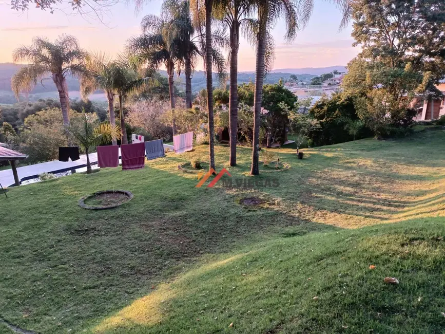 Chácara com 1 quarto à venda, 2064m2 em Ibiuna - SP - imagem 4 Foto 4 de Chácara com 1 quarto à venda, 2064m2 em Ibiuna - SP