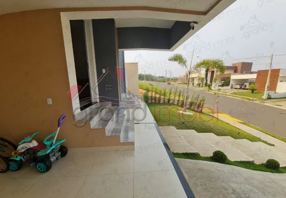 Foto 3 de Casa de Condomínio com 4 quartos à venda, 182m2 em Jardim Celani, Salto - SP