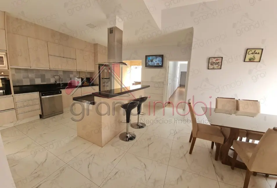 Foto 6 de Casa de Condomínio com 4 quartos à venda, 182m2 em Jardim Celani, Salto - SP