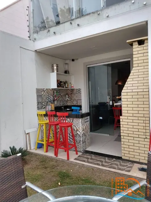 Foto 8 de Casa com 4 quartos à venda, 219m2 em Antônio Vieira, Juazeiro Do Norte - CE