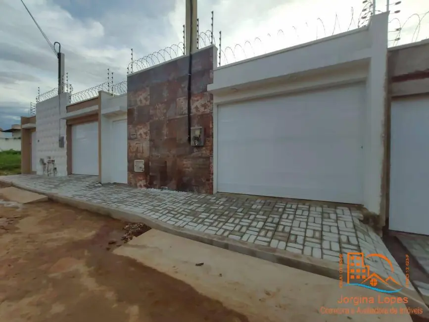 Foto 1 de Casa com 3 quartos à venda, 248m2 em Juazeiro Do Norte - CE