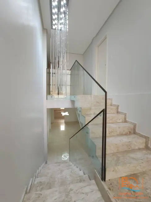 Foto 6 de Casa com 3 quartos à venda, 248m2 em Juazeiro Do Norte - CE