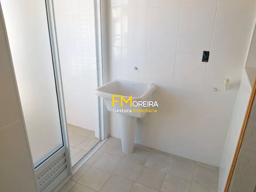 Apartamento com 3 quartos à venda, 233m2 em Canto do Forte, Praia Grande - SP - imagem 8 Foto 8 de Apartamento com 3 quartos à venda, 233m2 em Canto do Forte, Praia Grande - SP