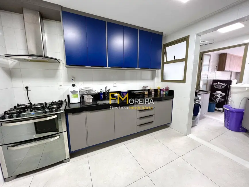 Apartamento com 3 quartos à venda, 122m2 em Canto do Forte, Praia Grande - SP - imagem 8 Foto 8 de Apartamento com 3 quartos à venda, 122m2 em Canto do Forte, Praia Grande - SP