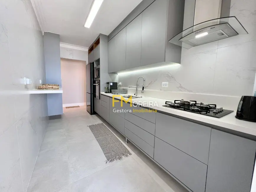 Apartamento com 3 quartos à venda, 125m2 em Canto do Forte, Praia Grande - SP - imagem 9 Foto 9 de Apartamento com 3 quartos à venda, 125m2 em Canto do Forte, Praia Grande - SP