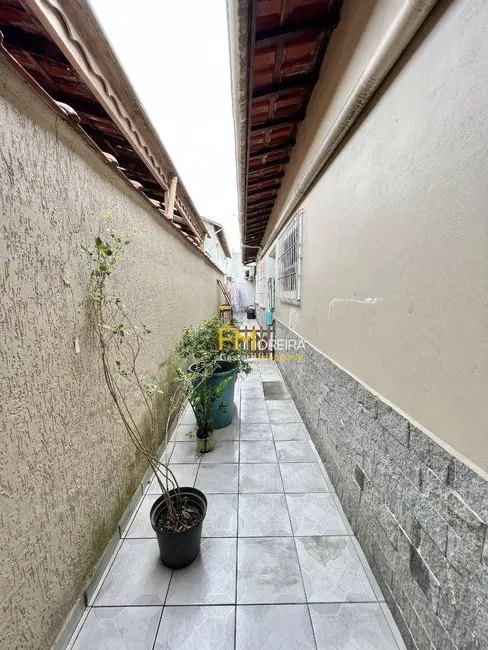 Foto 3 de Casa com 2 quartos à venda, 104m2 em Tupi, Praia Grande - SP