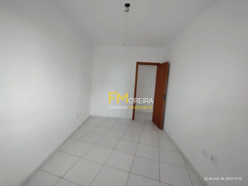 Apartamento com 2 quartos para alugar, 94m2 em Caiçara, Praia Grande - SP - imagem 3 Foto 3 de Apartamento com 2 quartos para alugar, 94m2 em Caiçara, Praia Grande - SP