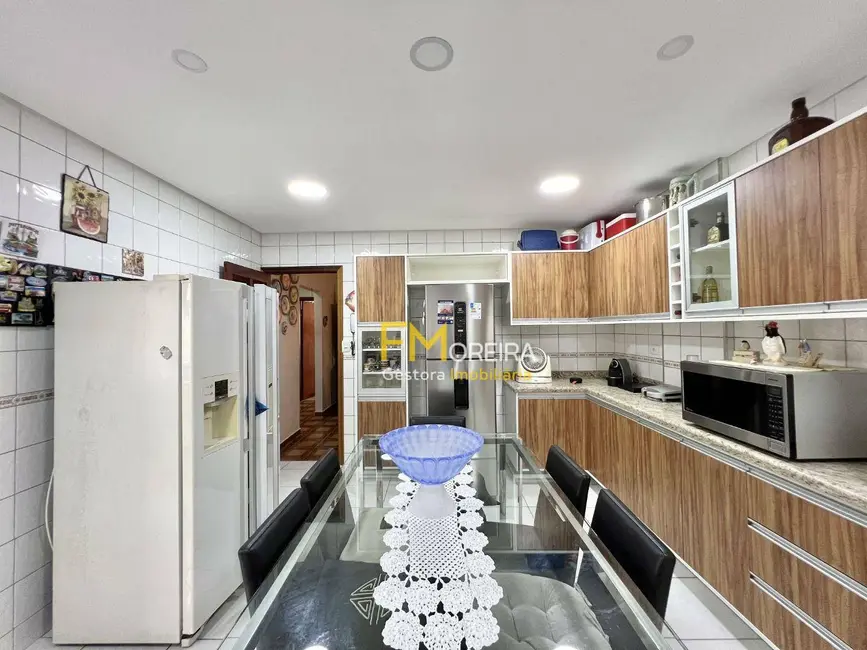 Foto 6 de Apartamento com 3 quartos à venda, 150m2 em Tupi, Praia Grande - SP