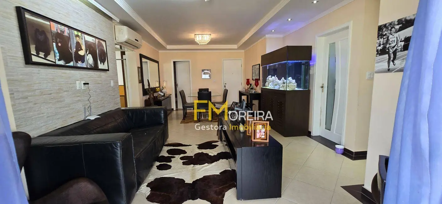 Apartamento com 4 quartos à venda, 167m2 em Guilhermina, Praia Grande - SP - imagem 9 Foto 9 de Apartamento com 4 quartos à venda, 167m2 em Guilhermina, Praia Grande - SP