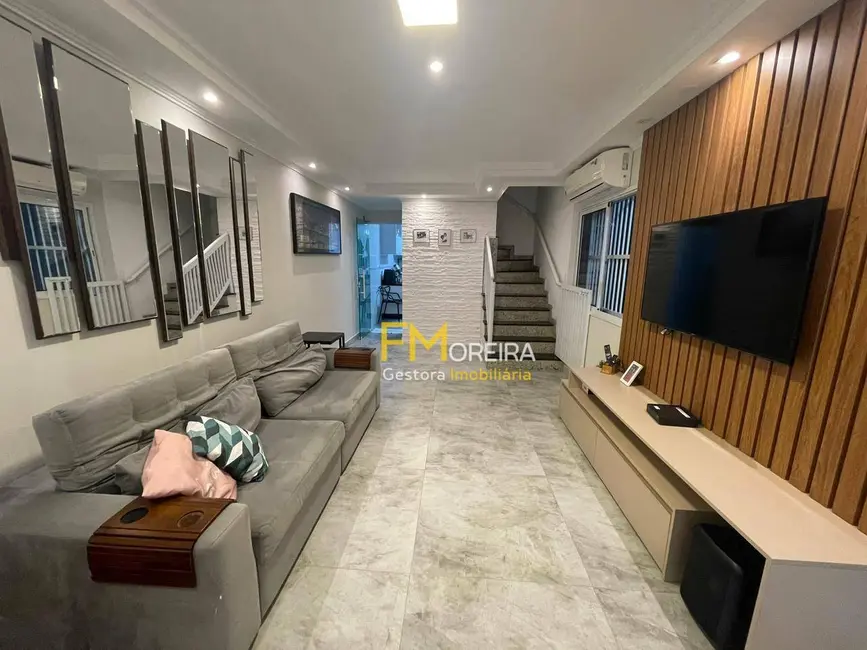 Sobrado com 3 quartos à venda, 105m2 em Tupi, Praia Grande - SP - imagem 5 Foto 5 de Sobrado com 3 quartos à venda, 105m2 em Tupi, Praia Grande - SP