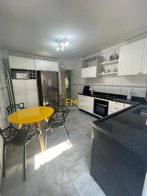 Sobrado com 3 quartos à venda, 105m2 em Tupi, Praia Grande - SP - imagem 9 Foto 9 de Sobrado com 3 quartos à venda, 105m2 em Tupi, Praia Grande - SP