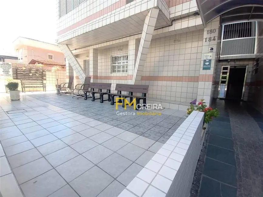 Foto 3 de Kitnet com 1 quarto à venda, 28m2 em Ocian, Praia Grande - SP