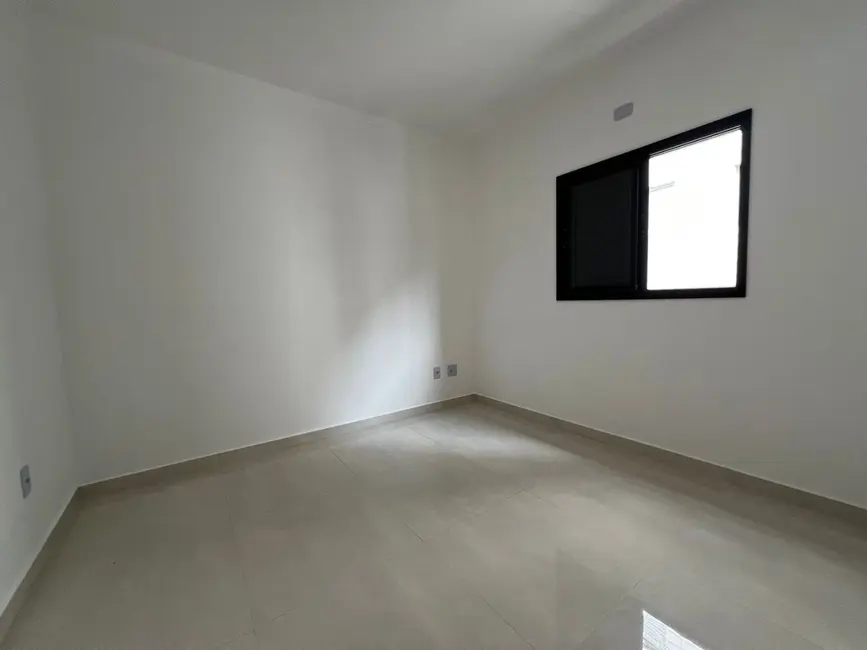 Foto 7 de Casa de Condomínio com 2 quartos para alugar, 77m2 em Aviação, Praia Grande - SP