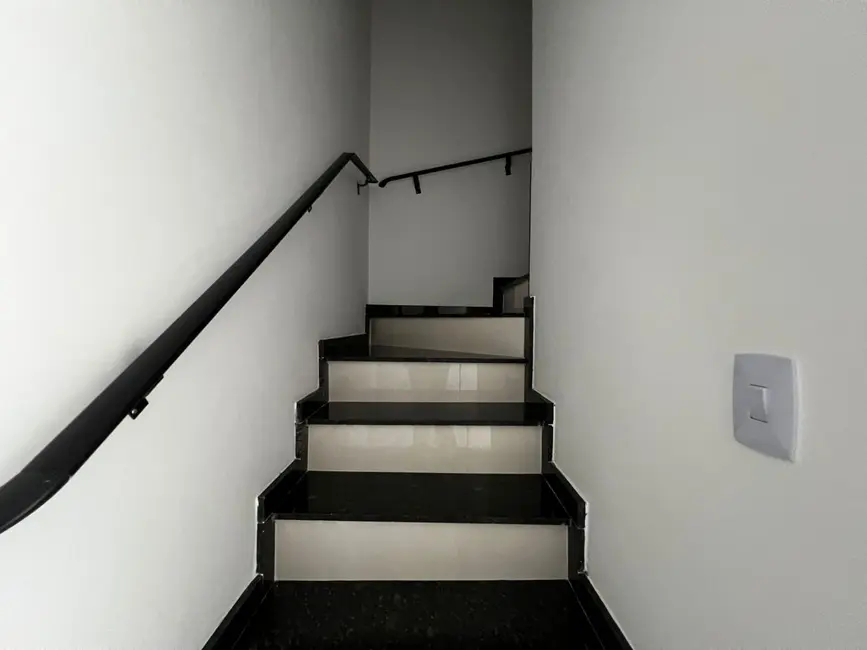 Foto 8 de Casa de Condomínio com 2 quartos para alugar, 77m2 em Aviação, Praia Grande - SP