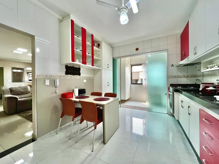 Foto 6 de Apartamento com 2 quartos à venda, 114m2 em Aviação, Praia Grande - SP