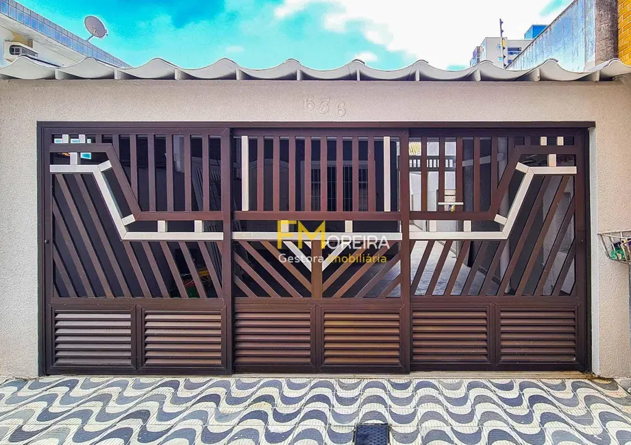 Casa com 3 quartos à venda, 90m2 em Canto do Forte, Praia Grande - SP - imagem 1 Foto 1 de Casa com 3 quartos à venda, 90m2 em Canto do Forte, Praia Grande - SP