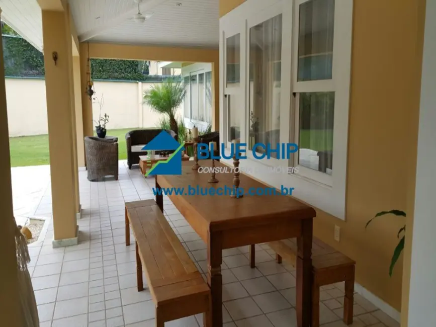 Casa com 4 quartos à venda, 1039m2 em Barra da Tijuca, Rio De Janeiro - RJ - imagem 9 Foto 9 de Casa com 4 quartos à venda, 1039m2 em Barra da Tijuca, Rio De Janeiro - RJ