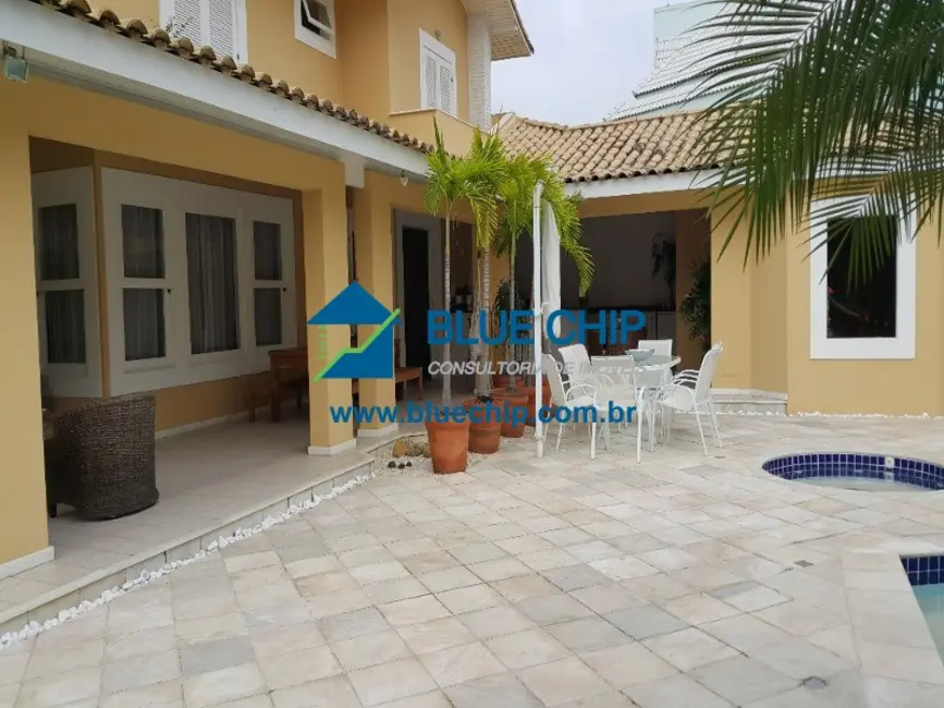 Casa com 4 quartos à venda, 1039m2 em Barra da Tijuca, Rio De Janeiro - RJ - imagem 2 Foto 2 de Casa com 4 quartos à venda, 1039m2 em Barra da Tijuca, Rio De Janeiro - RJ