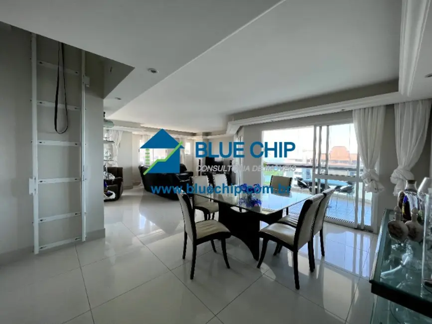 Apartamento com 4 quartos à venda, 347m2 em Barra da Tijuca, Rio De Janeiro - RJ - imagem 5 Foto 5 de Apartamento com 4 quartos à venda, 347m2 em Barra da Tijuca, Rio De Janeiro - RJ
