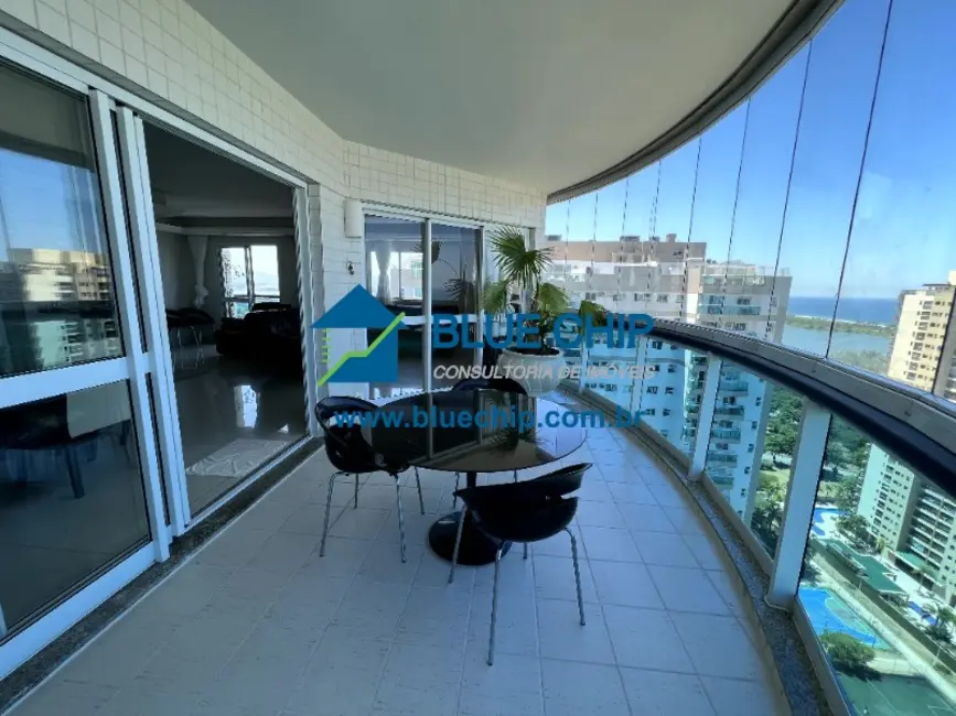 Apartamento com 4 quartos à venda, 347m2 em Barra da Tijuca, Rio De Janeiro - RJ - imagem 3 Foto 3 de Apartamento com 4 quartos à venda, 347m2 em Barra da Tijuca, Rio De Janeiro - RJ