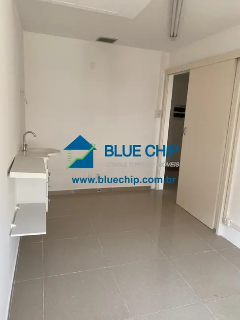 Sala Comercial para alugar, 33m2 em Barra da Tijuca, Rio De Janeiro - RJ - imagem 5 Foto 5 de Sala Comercial para alugar, 33m2 em Barra da Tijuca, Rio De Janeiro - RJ