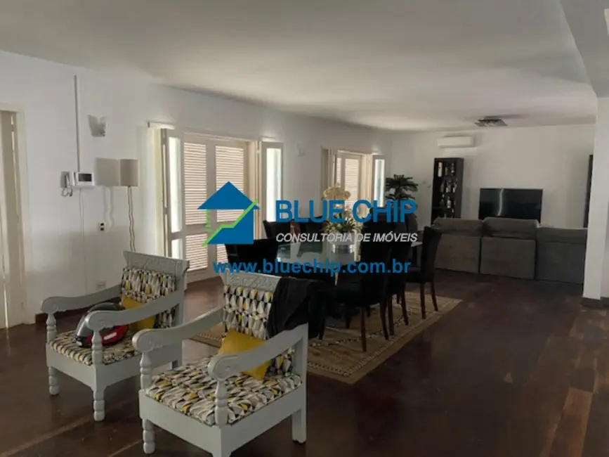 Casa com 5 quartos à venda, 529m2 em Barra da Tijuca, Rio De Janeiro - RJ - imagem 9 Foto 9 de Casa com 5 quartos à venda, 529m2 em Barra da Tijuca, Rio De Janeiro - RJ