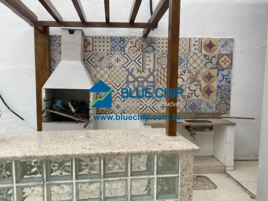 Casa com 5 quartos à venda, 340m2 em Barra da Tijuca, Rio De Janeiro - RJ - imagem 3 Foto 3 de Casa com 5 quartos à venda, 340m2 em Barra da Tijuca, Rio De Janeiro - RJ