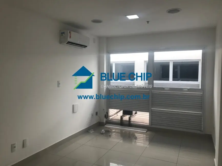 Foto 1 de Sala Comercial para alugar, 20m2 em Campo Grande, Rio De Janeiro - RJ