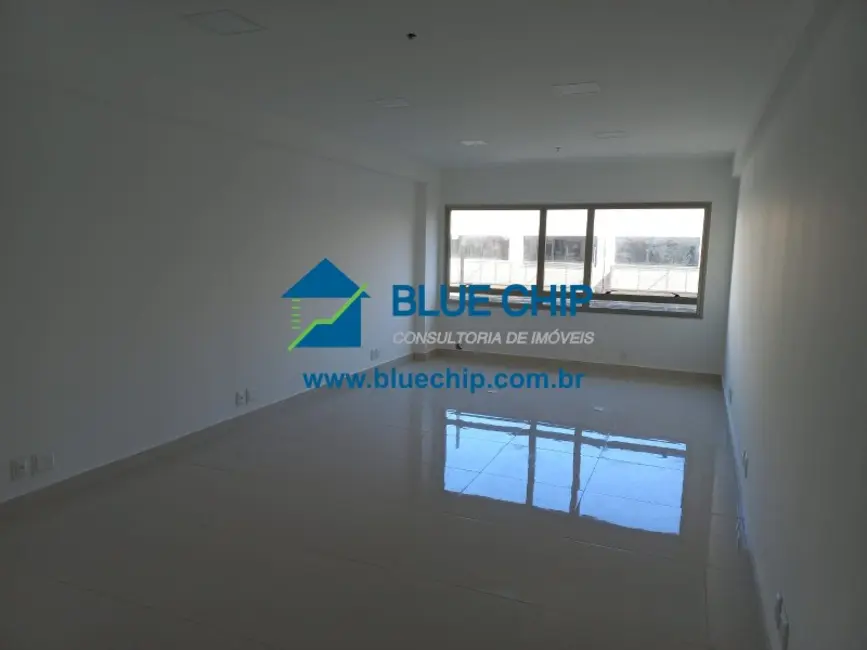 Sala Comercial para alugar, 40m2 em Recreio dos Bandeirantes, Rio De Janeiro - RJ - imagem 5 Foto 5 de Sala Comercial para alugar, 40m2 em Recreio dos Bandeirantes, Rio De Janeiro - RJ