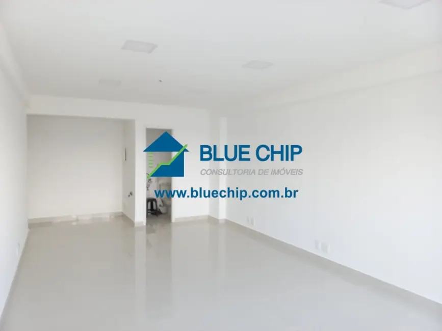 Sala Comercial para alugar, 40m2 em Recreio dos Bandeirantes, Rio De Janeiro - RJ - imagem 4 Foto 4 de Sala Comercial para alugar, 40m2 em Recreio dos Bandeirantes, Rio De Janeiro - RJ