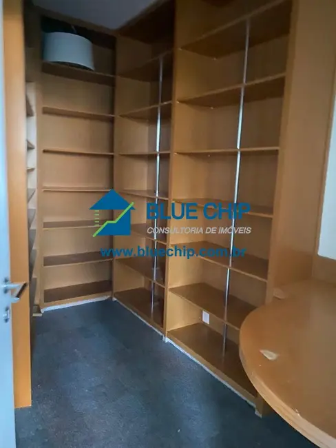 Sala Comercial à venda, 146m2 em Barra da Tijuca, Rio De Janeiro - RJ - imagem 5 Foto 5 de Sala Comercial à venda, 146m2 em Barra da Tijuca, Rio De Janeiro - RJ