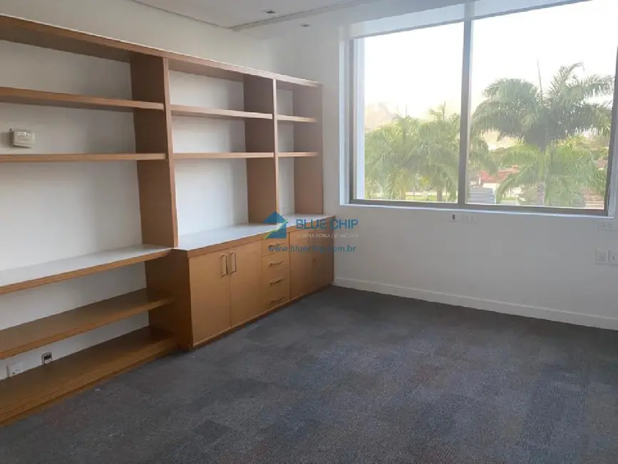 Foto 2 de Sala Comercial à venda, 146m2 em Barra da Tijuca, Rio De Janeiro - RJ