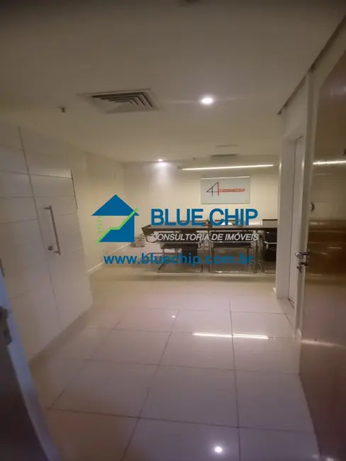 Sala Comercial à venda, 76m2 em Barra da Tijuca, Rio De Janeiro - RJ - imagem 8 Foto 8 de Sala Comercial à venda, 76m2 em Barra da Tijuca, Rio De Janeiro - RJ