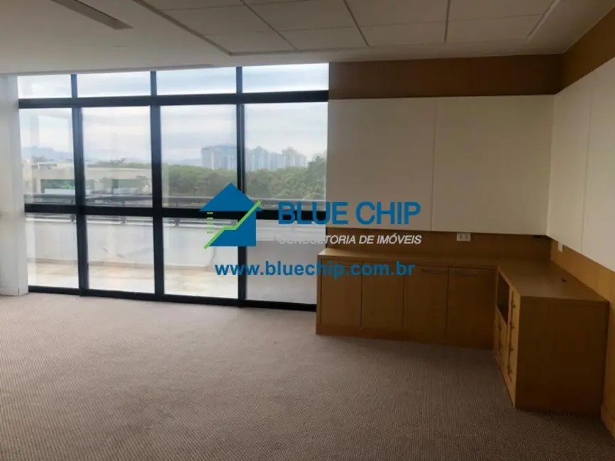 Sala Comercial para alugar, 142m2 em Barra da Tijuca, Rio De Janeiro - RJ - imagem 4 Foto 4 de Sala Comercial para alugar, 142m2 em Barra da Tijuca, Rio De Janeiro - RJ