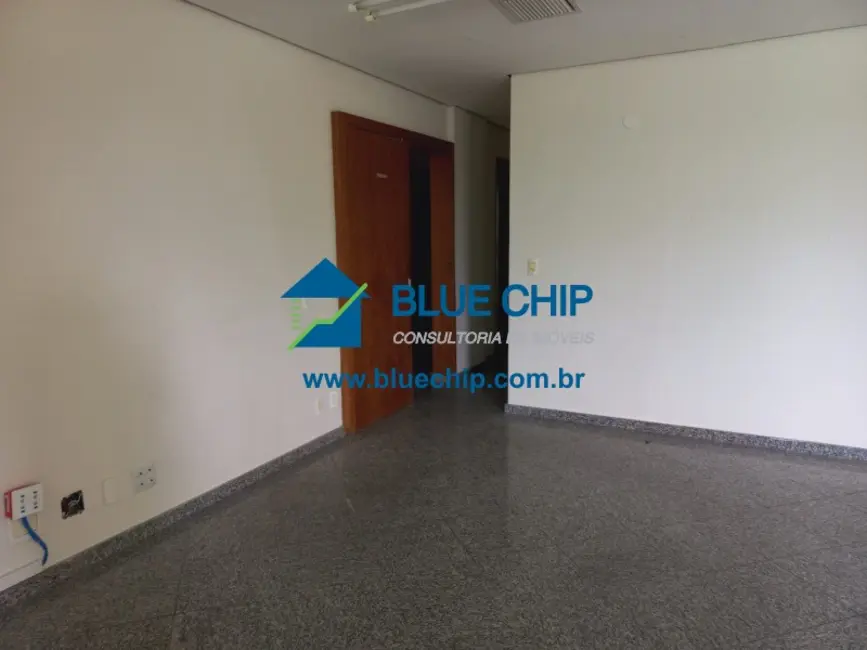 Sala Comercial para alugar, 43m2 em Barra da Tijuca, Rio De Janeiro - RJ - imagem 3 Foto 3 de Sala Comercial para alugar, 43m2 em Barra da Tijuca, Rio De Janeiro - RJ