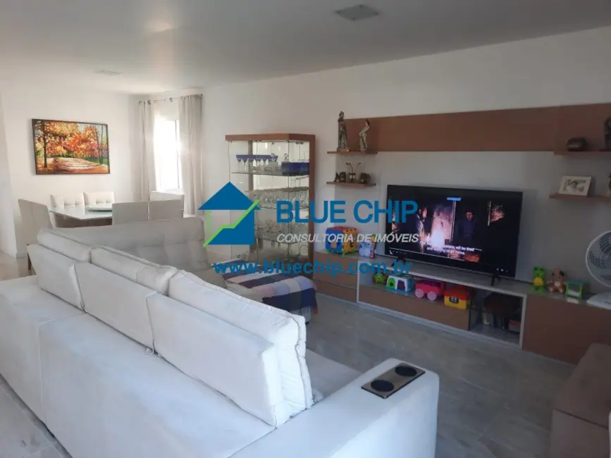 Casa de Condomínio com 4 quartos à venda, 200m2 em Vargem Grande, Rio De Janeiro - RJ - imagem 5 Foto 5 de Casa de Condomínio com 4 quartos à venda, 200m2 em Vargem Grande, Rio De Janeiro - RJ