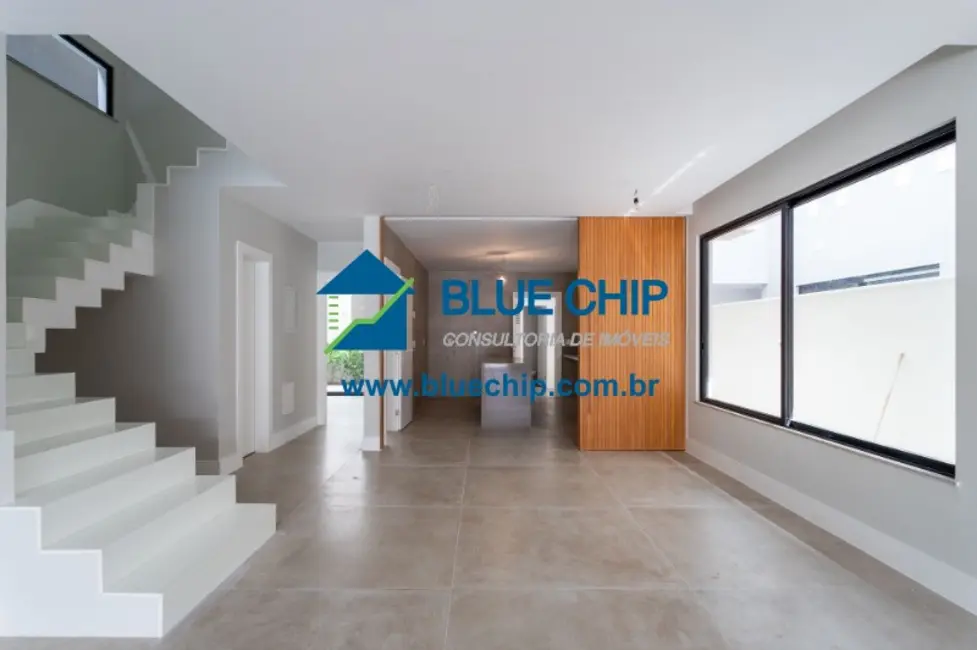 Foto 2 de Casa de Condomínio com 5 quartos à venda, 315m2 em Barra da Tijuca, Rio De Janeiro - RJ