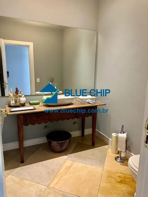 Casa de Condomínio com 5 quartos à venda, 988m2 em Barra da Tijuca, Rio De Janeiro - RJ - imagem 6 Foto 6 de Casa de Condomínio com 5 quartos à venda, 988m2 em Barra da Tijuca, Rio De Janeiro - RJ