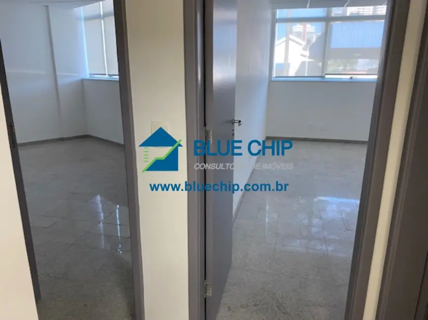 Sala Comercial à venda, 50m2 em Barra da Tijuca, Rio De Janeiro - RJ - imagem 3 Foto 3 de Sala Comercial à venda, 50m2 em Barra da Tijuca, Rio De Janeiro - RJ