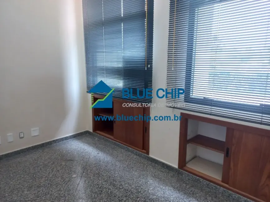Sala Comercial à venda, 44m2 em Barra da Tijuca, Rio De Janeiro - RJ - imagem 4 Foto 4 de Sala Comercial à venda, 44m2 em Barra da Tijuca, Rio De Janeiro - RJ