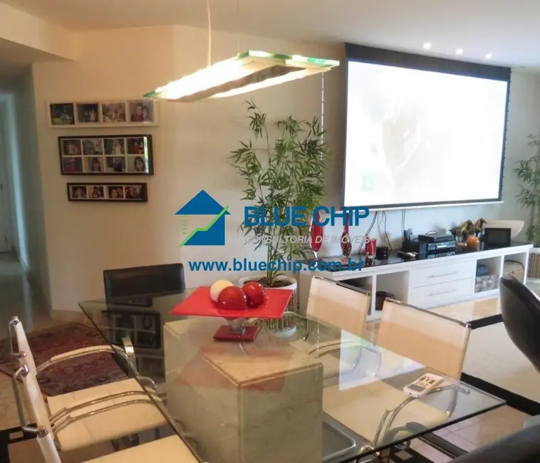 Apartamento com 4 quartos à venda, 220m2 em Barra da Tijuca, Rio De Janeiro - RJ - imagem 5 Foto 5 de Apartamento com 4 quartos à venda, 220m2 em Barra da Tijuca, Rio De Janeiro - RJ